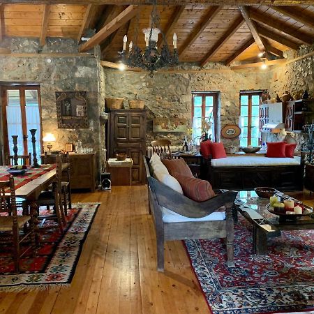 הוילה Lílaia Mariolata Stone House מראה חיצוני תמונה