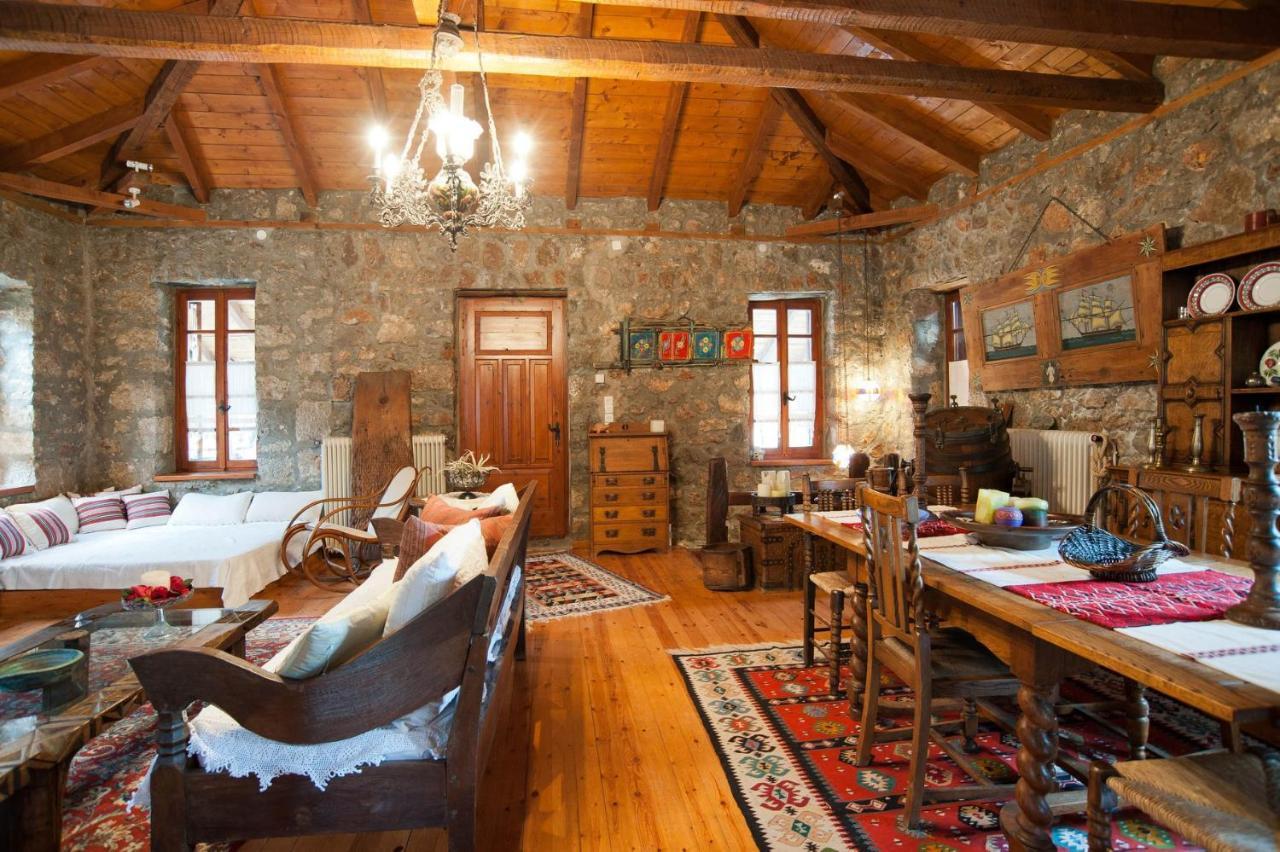 הוילה Lílaia Mariolata Stone House מראה חיצוני תמונה