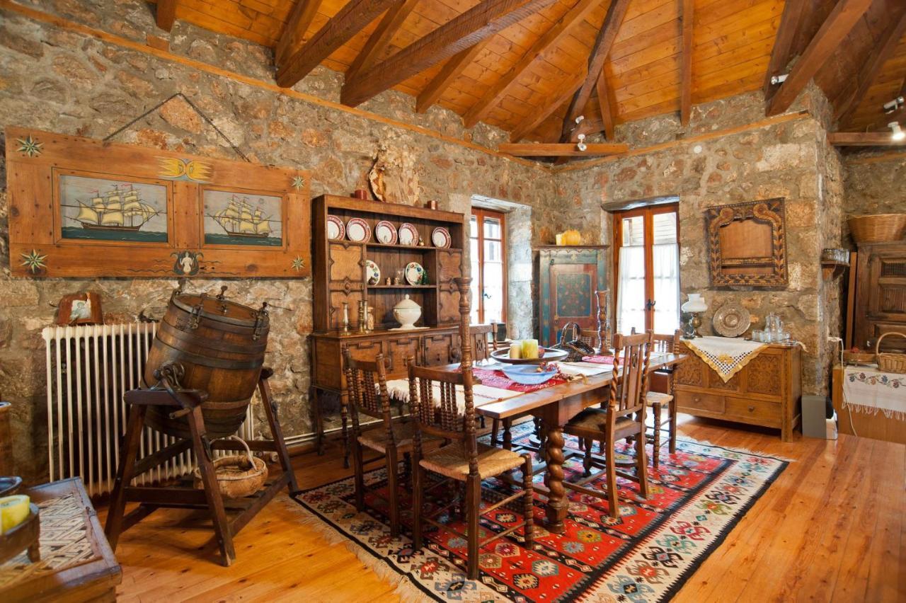 הוילה Lílaia Mariolata Stone House מראה חיצוני תמונה
