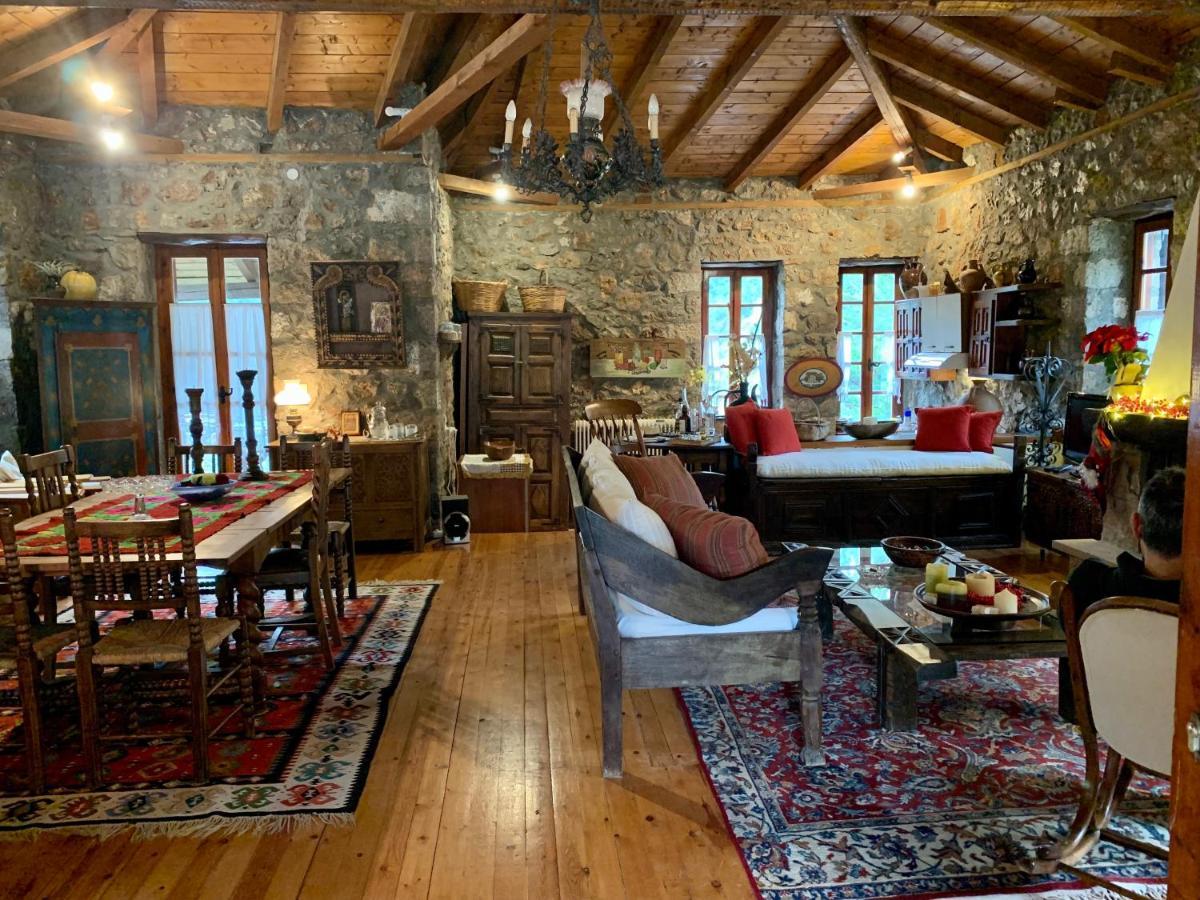 הוילה Lílaia Mariolata Stone House מראה חיצוני תמונה